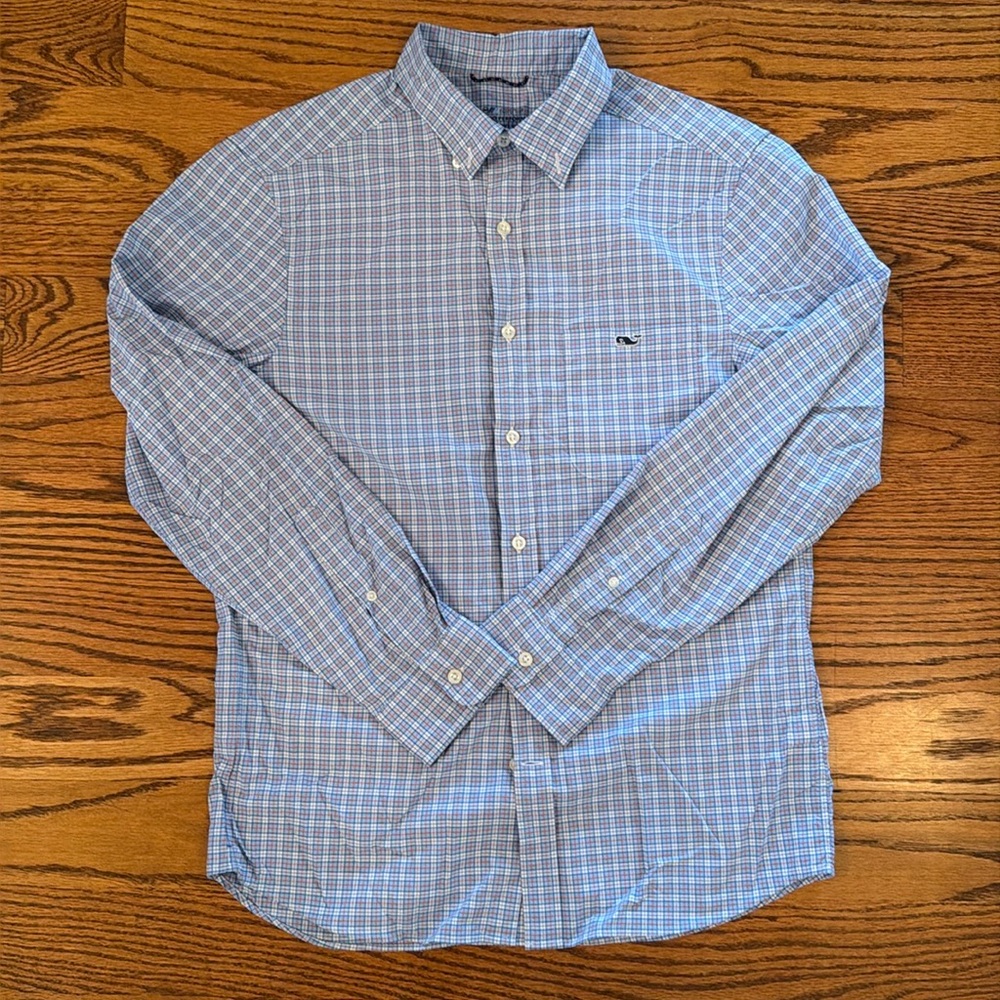 Brand new Vineyard Vines On The Go men’s size small button down
